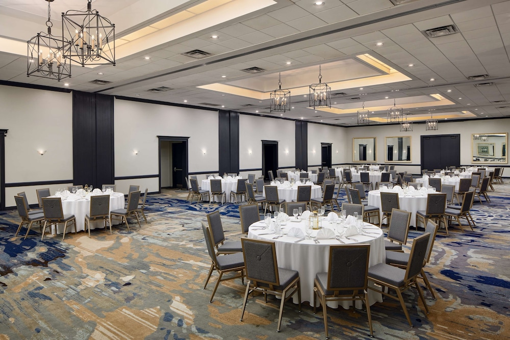 Embassy Suites by Hilton West Palm Beach Central - photo 49