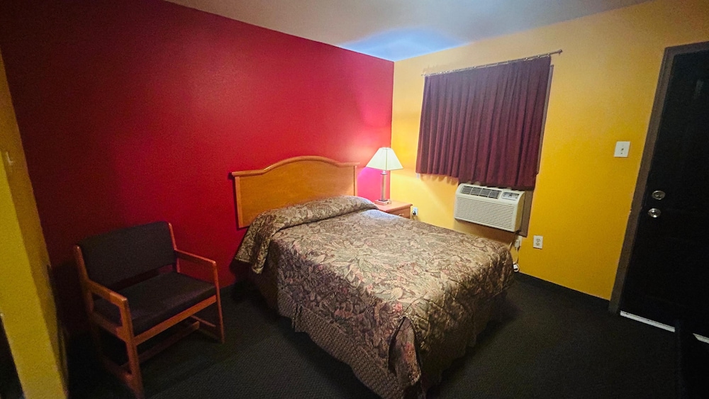 Relax Inn By OYO Sulphur Hwy 90 - photo 5