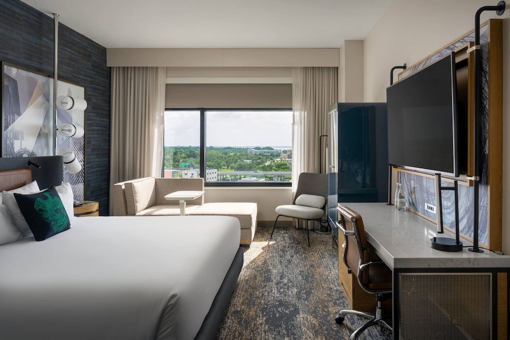 Luminary Hotel & Co. Autograph Hotels - photo 71