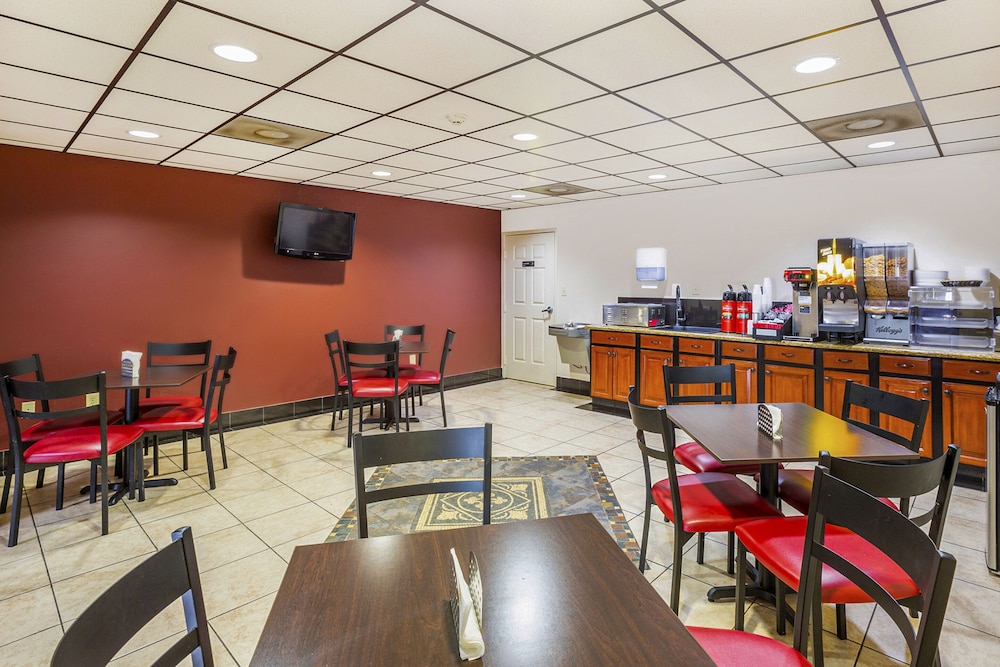 Oyo Hotel Lsu - photo 25