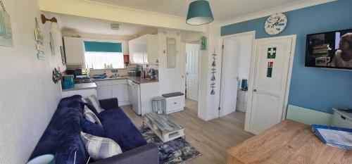 Isle of Wight Chalet — 4-Star Luxury Hotel in Sandown, United Kingdom