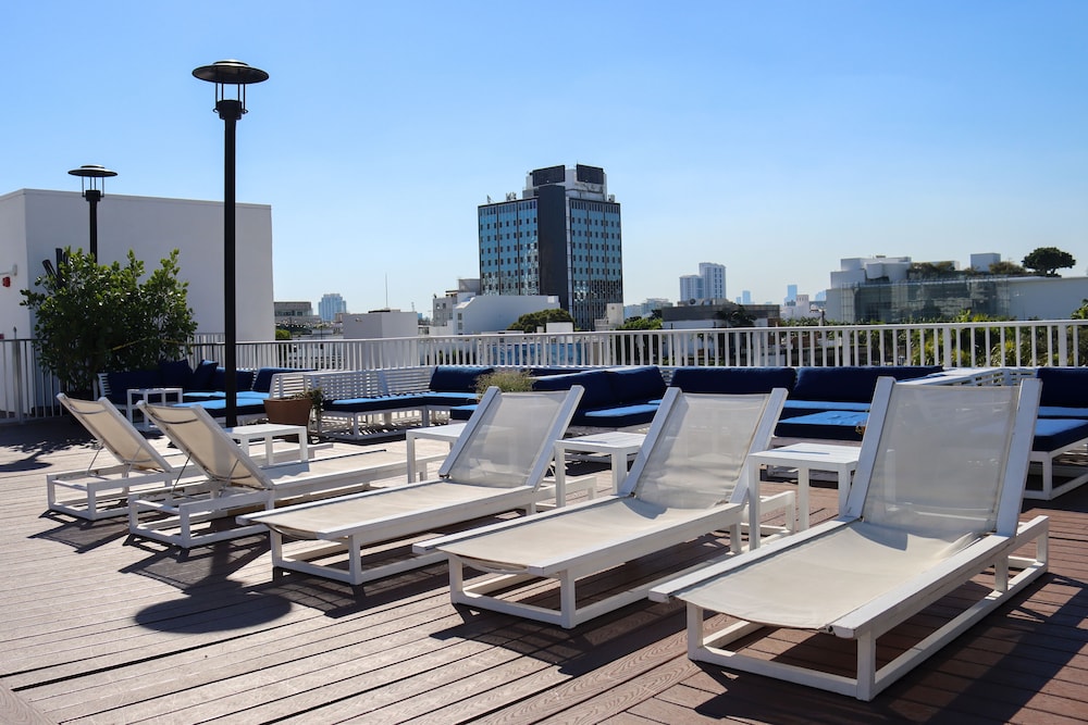Prime Hotel Claremont - photo 20