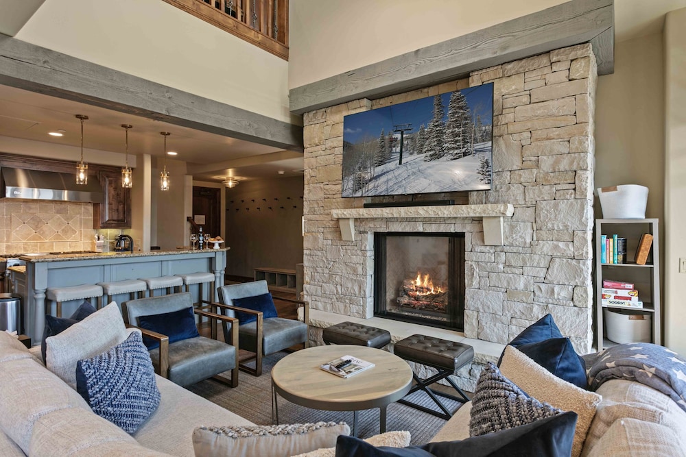 706 Three Bedroom Condo Deluxe Silver Strike by Deer Valley Resort in Bridgeport, United States