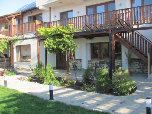 Guest House Villa Elma — Shumen — photo 2