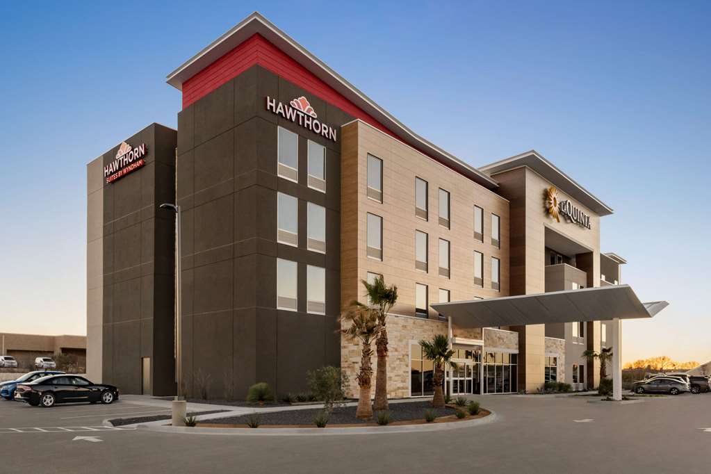 Hawthorn Extended Stay by Wyndham Del Rio - photo 4