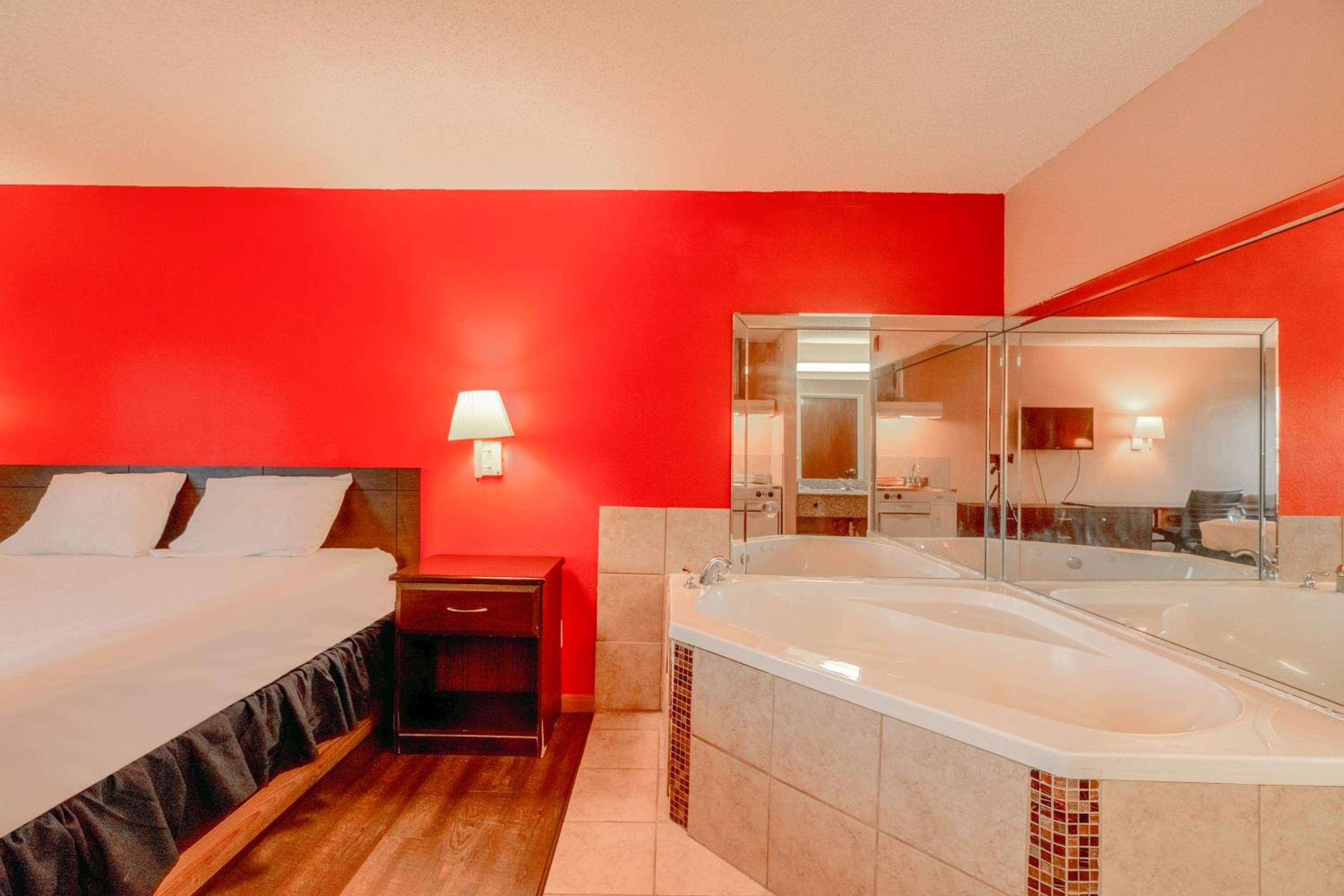 Capital O Fairway Inn Baytown La Porte TX - photo 20