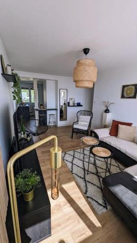 Ideal Sea View Near Calanques &Velodrome Parking - last minute hotel in Marseille