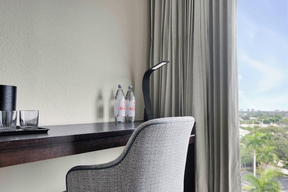 Boca Raton Marriott at Boca Center - photo 26