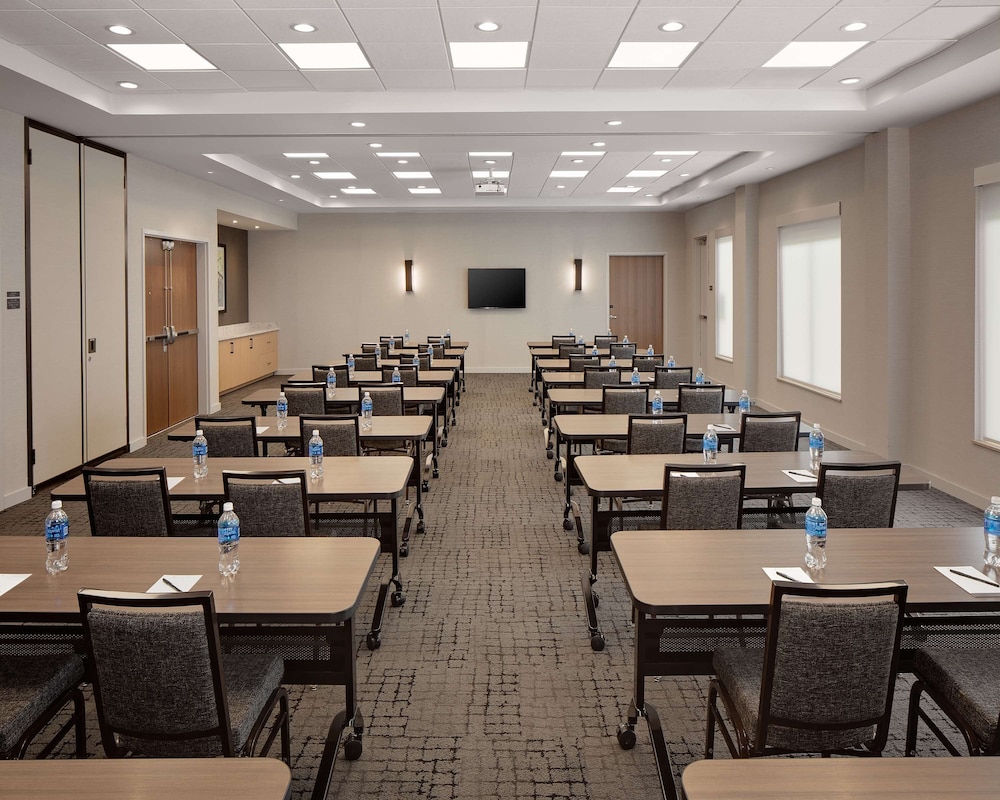 Hyatt Place Murfreesboro - photo 28