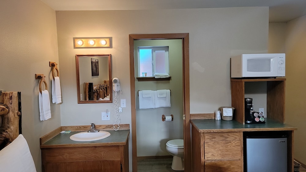 Riverfront Motel - photo 89