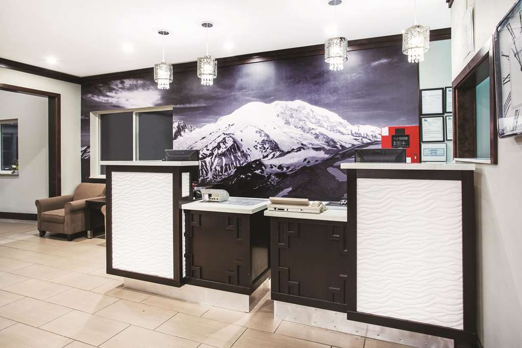 La Quinta Inn by Wyndham Olympia Lacey - photo 7