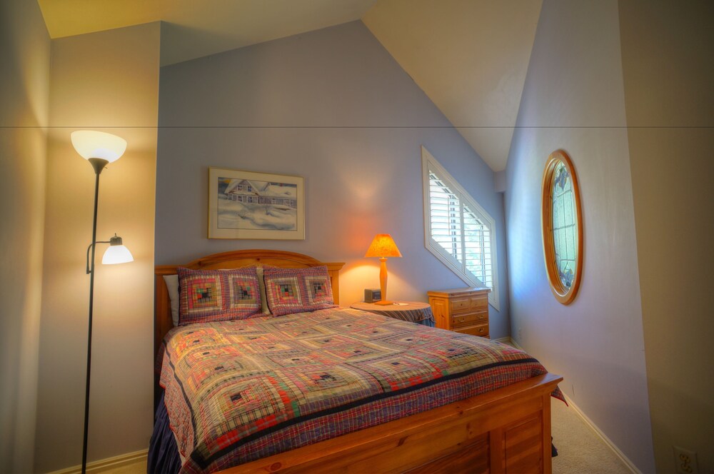 Abode On Queen Esther - photo 10