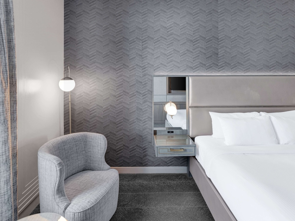 Tulsa Club Hotel Curio Collection by Hilton - photo 17