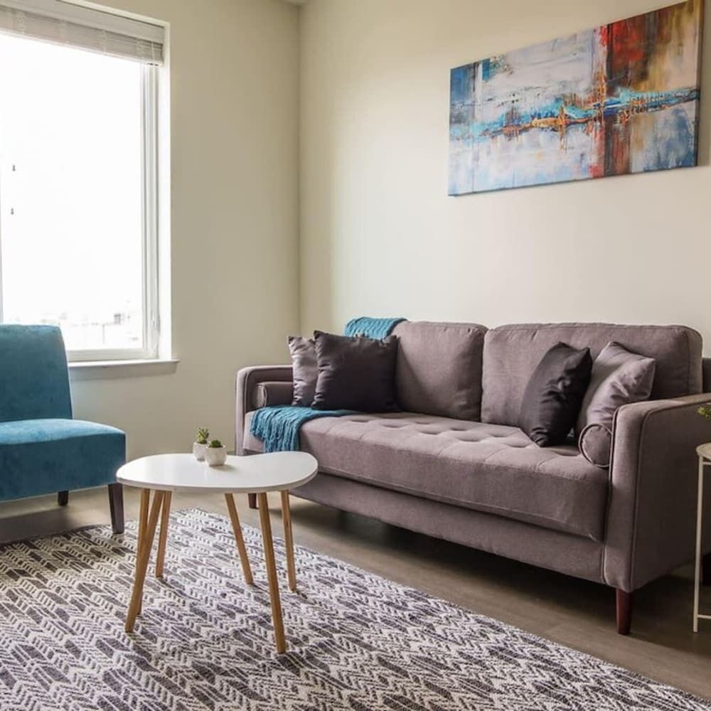 Stunning Nulu 1BR Cozysuites 03 - photo 26