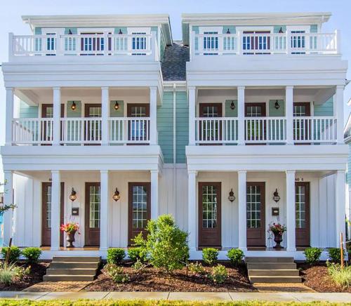 408A The Boardwalk House — 4-Star Luxury Hotel in Virginia Beach, United States