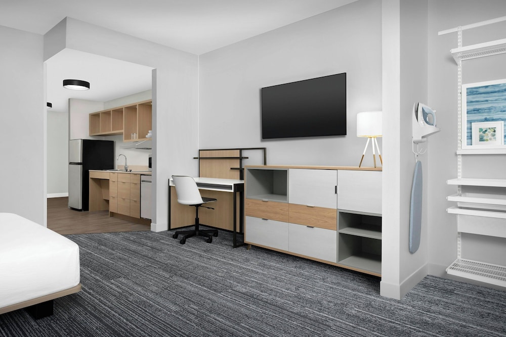 TownePlace Suites By Marriott Lake City - photo 16