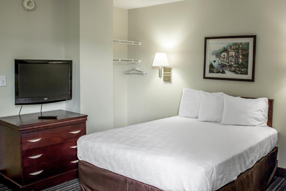 Studio 6 Extended Stay Greensboro NC I 40 - photo 10