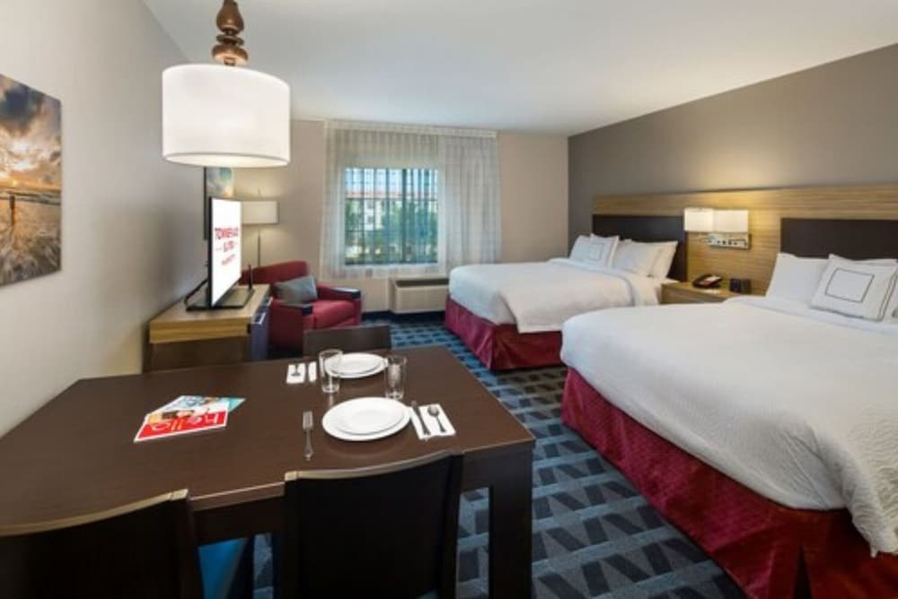 TownePlace Suites by Marriott Fort Myers Estero - photo 5