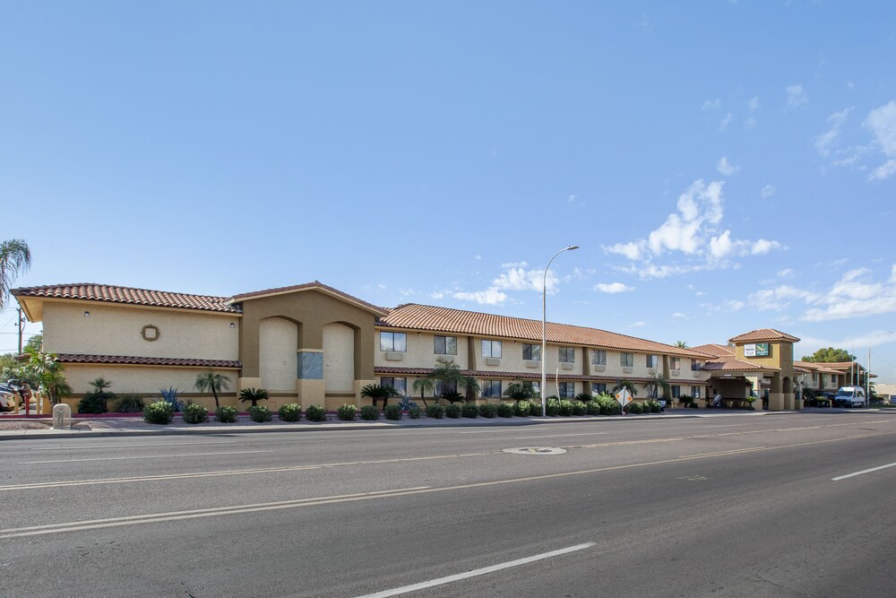 Quality Inn Phoenix Scottsdale West - photo 34