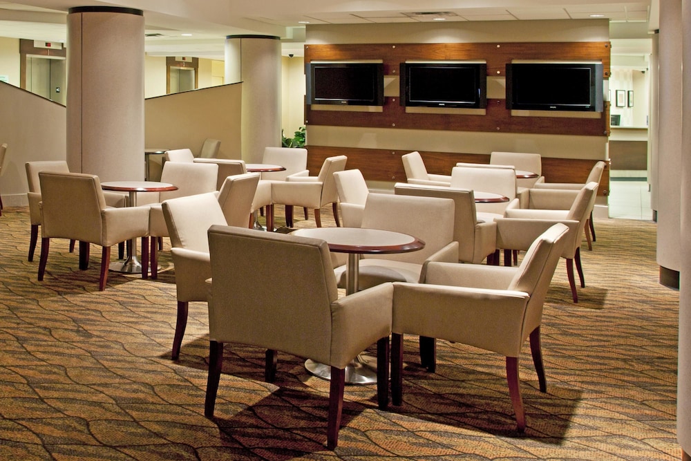 Holiday Inn Columbus Dwtn Capitol Square by IHG - photo 67