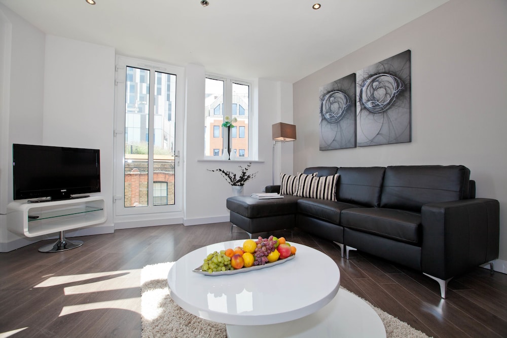 One Whites Row — 4-Star Luxury Hotel in London, United Kingdom