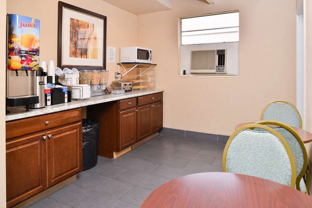 Americas Best Value Inn Augusta Historic Downtown - photo 22
