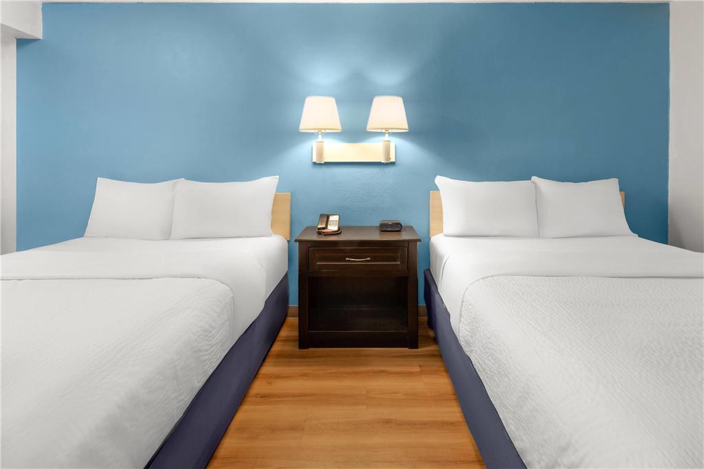 Travelodge by Wyndham Madison Heights MI - photo 10