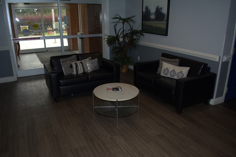 Naval Base Area - photo 2