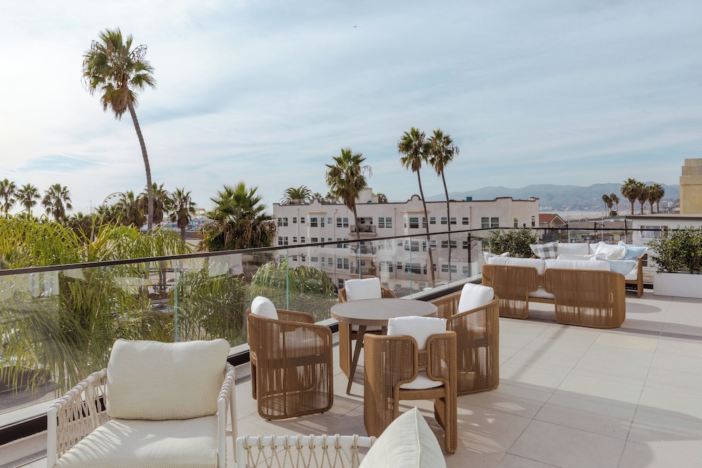 Regent Santa Monica Beach - photo 36