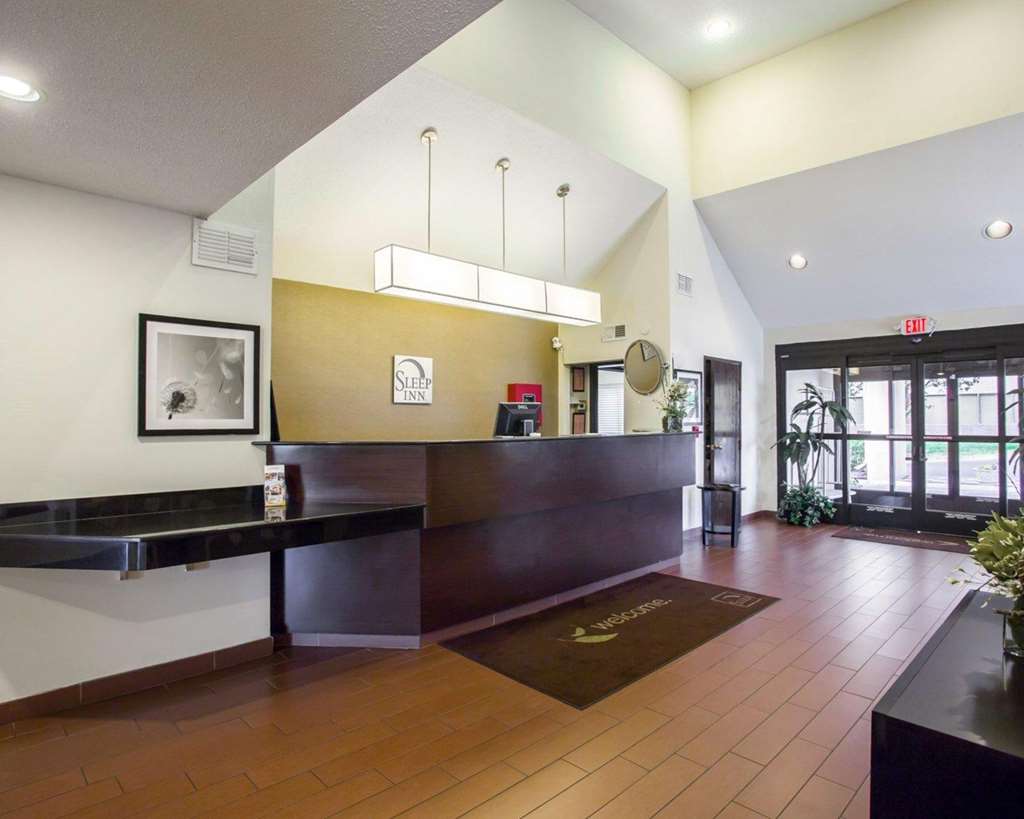 Sleep Inn Nashville Downtown Opryland Area - photo 8