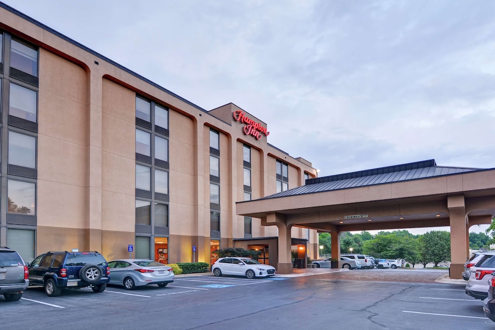 Hampton Inn Charlotte Gastonia - photo 52