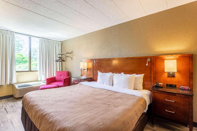Suburban Extended Stay Hotel - photo 30