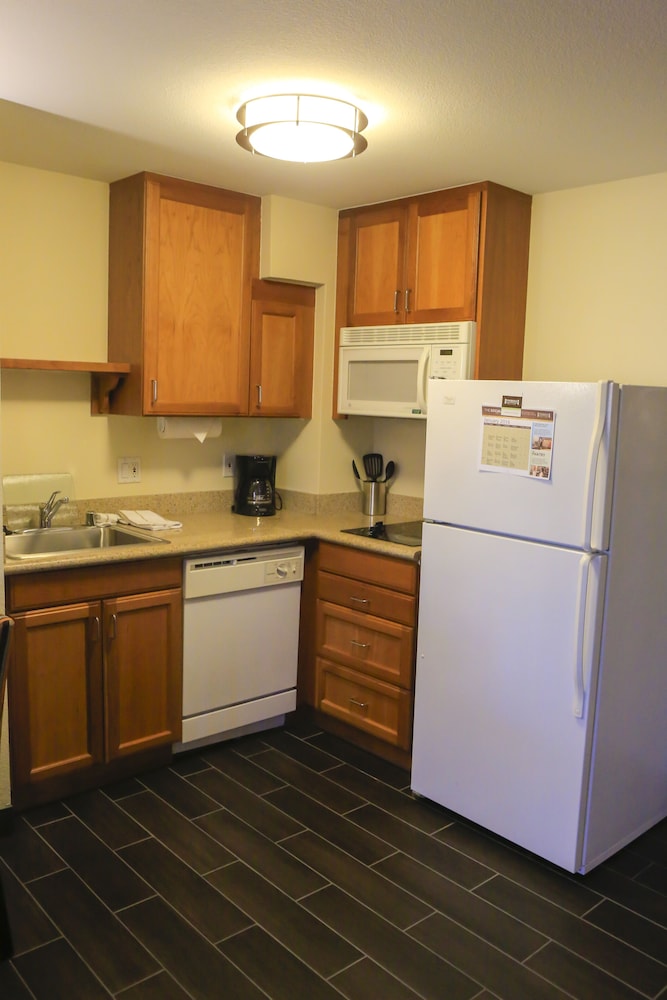 Staybridge Suites Silicon Valley by IHG - photo 11