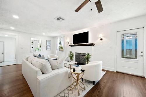 Cozy West Palm Beach Home l 10min to Municipal Beach and more — 4-Star Luxury Hotel in West Palm Beach, United States