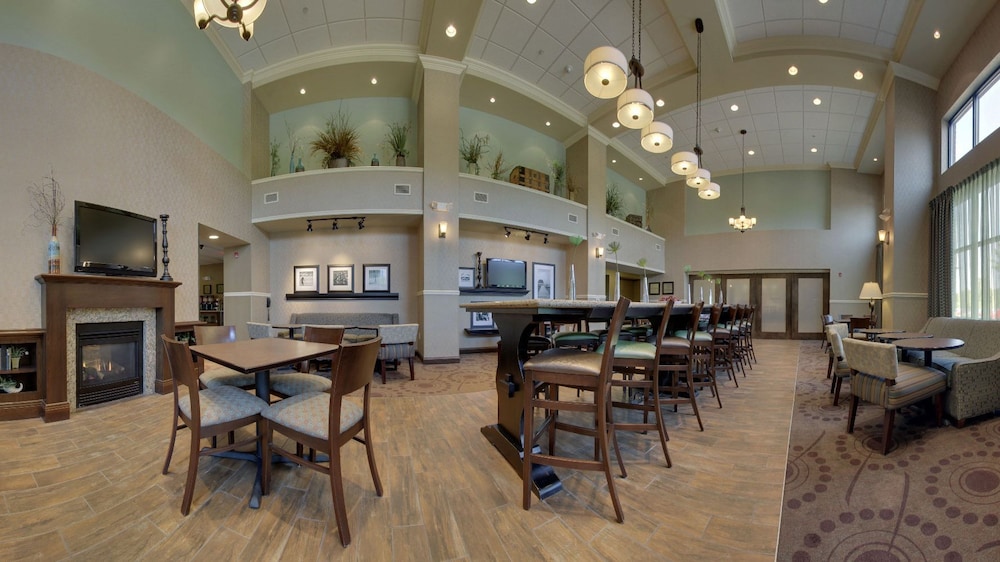 Hampton Inn & Suites Grafton - photo 33