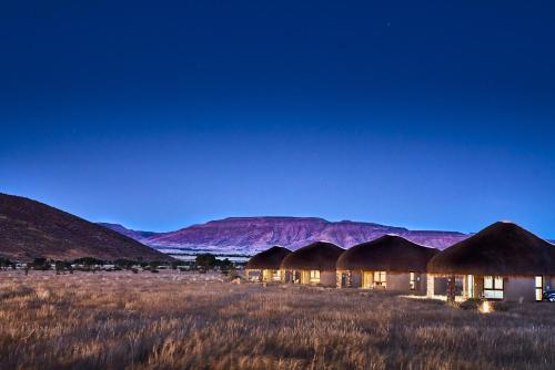 We Kebi Safari Lodge 21290987 — Namib Rand