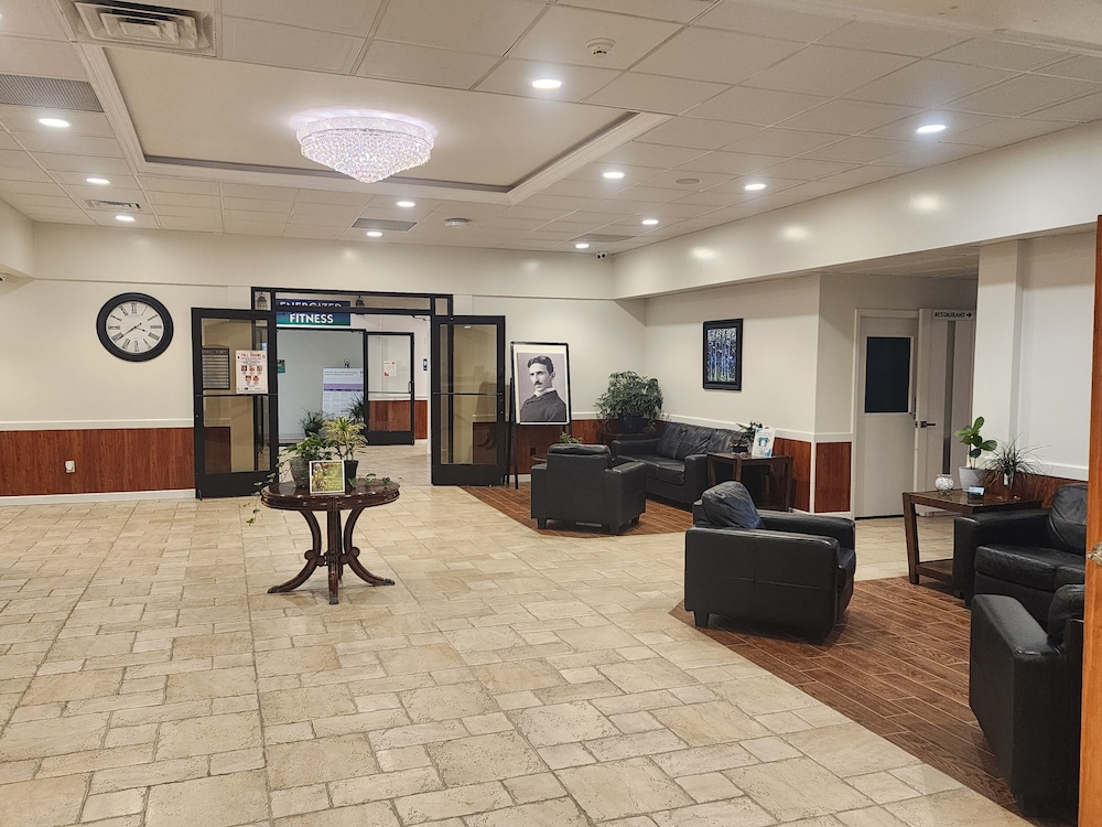 Ramada by Wyndham Butler Tesla Biohealing Resort - photo 6
