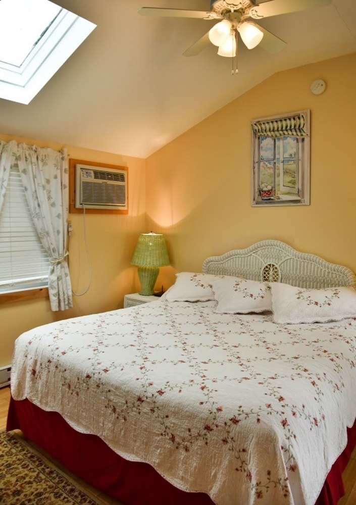 Shorelands Guest Resort and Cottages - photo 6