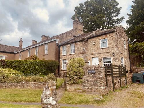 A D Coach House Cottage