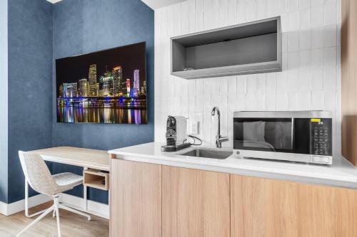 Gale Miami Junior double suite with balcony - photo 15