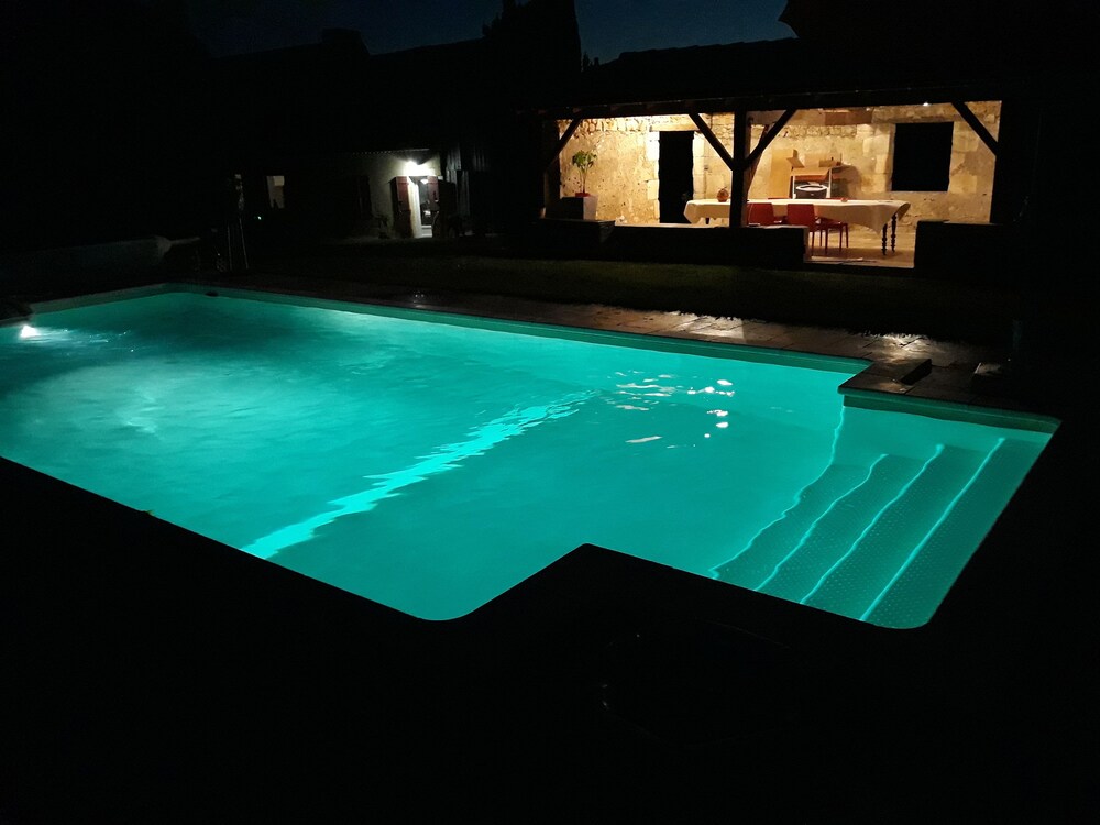 La Girafe Bleue — hotel in Sainte-Foy-La-Grande