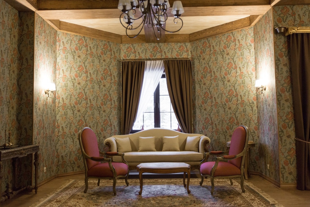 Ohotnichiy Sezony Hotel — hotel in Polazna