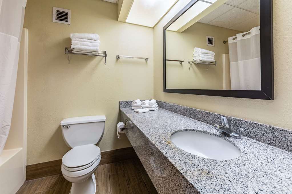 Quality Inn & Suites Southport - photo 25