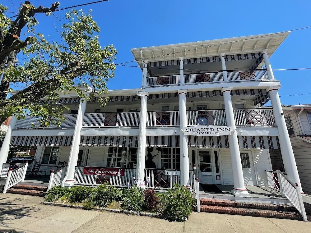Quaker Inn - carbon neutral hotel in Ocean Grove