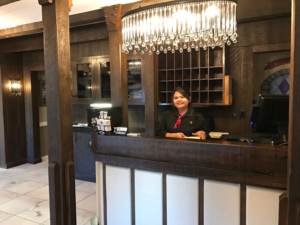 The Sherman Inn - photo 3
