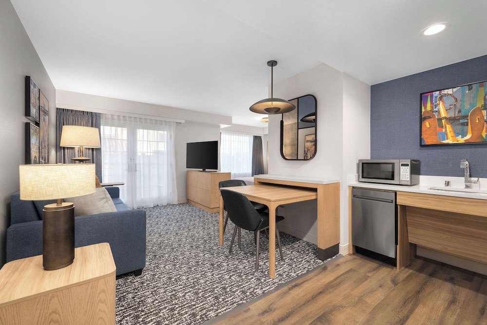 Homewood Suites by Hilton San Diego Airport Liberty Station - photo 20