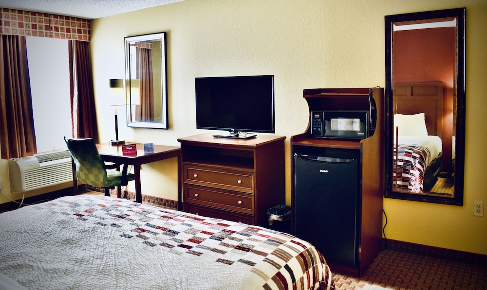 Red Roof Inn & Suites Little Rock - photo 37