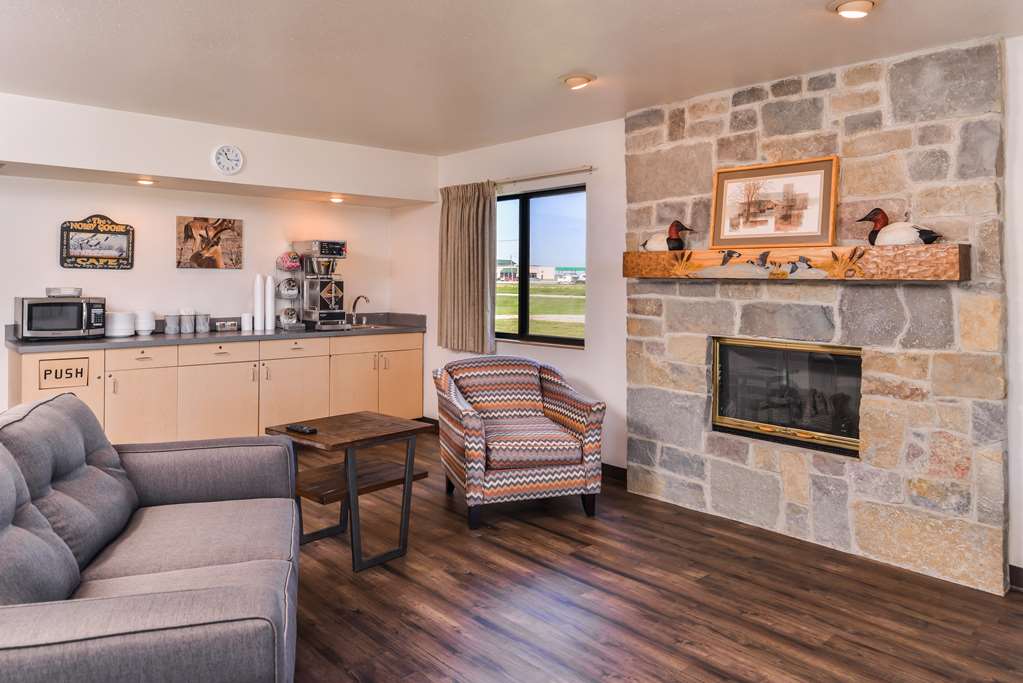 Americas Best Value Inn Missouri Valley - photo 6