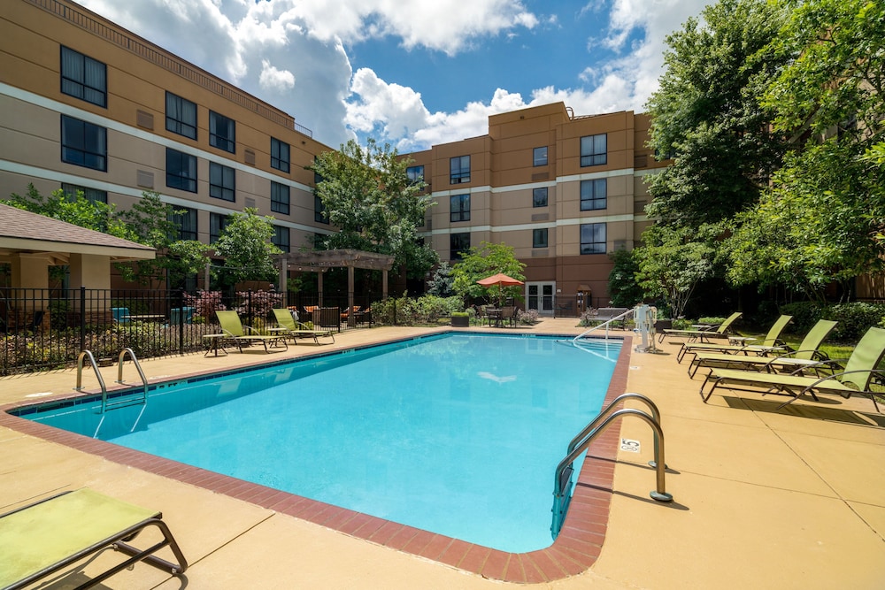 Staybridge Suites Memphis Poplar Ave East by IHG - photo 34