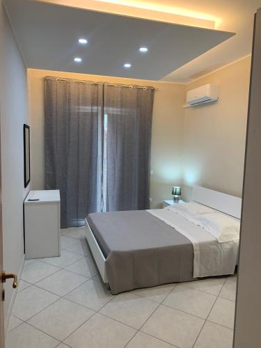 Bilocale Ottaviano Flower Sunflower — 4-Star Luxury Hotel in Ottaviano, Italy